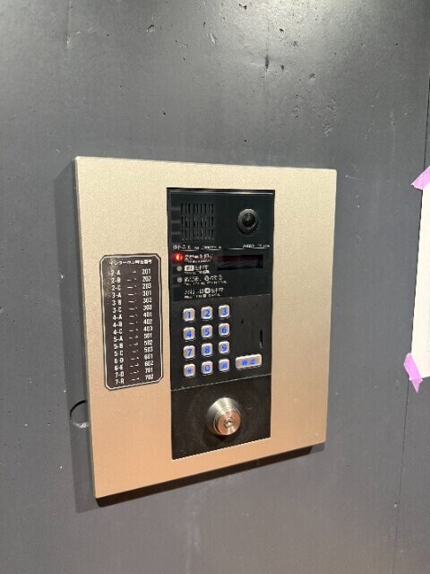 シャムロック城山の物件外観写真