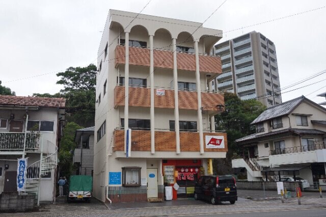 市川ビルの物件外観写真