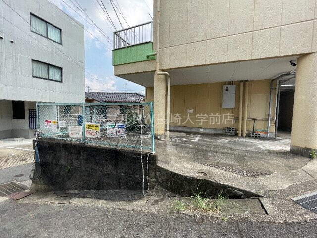 プライムマンション江里町の物件外観写真