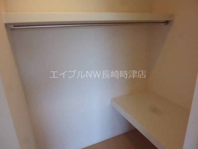 シェリエ立岩A棟の物件内観写真