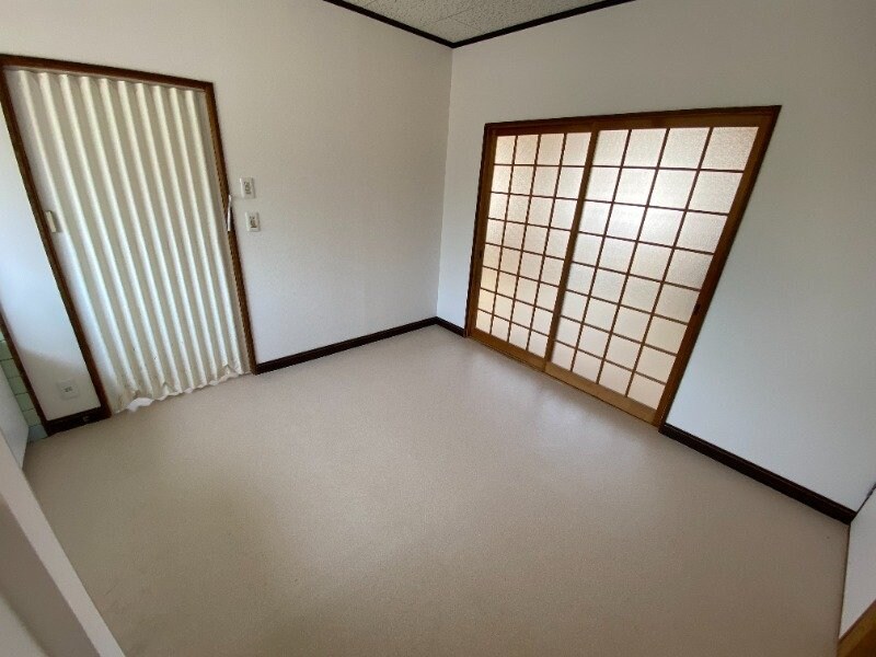 フローレスハイツの物件内観写真