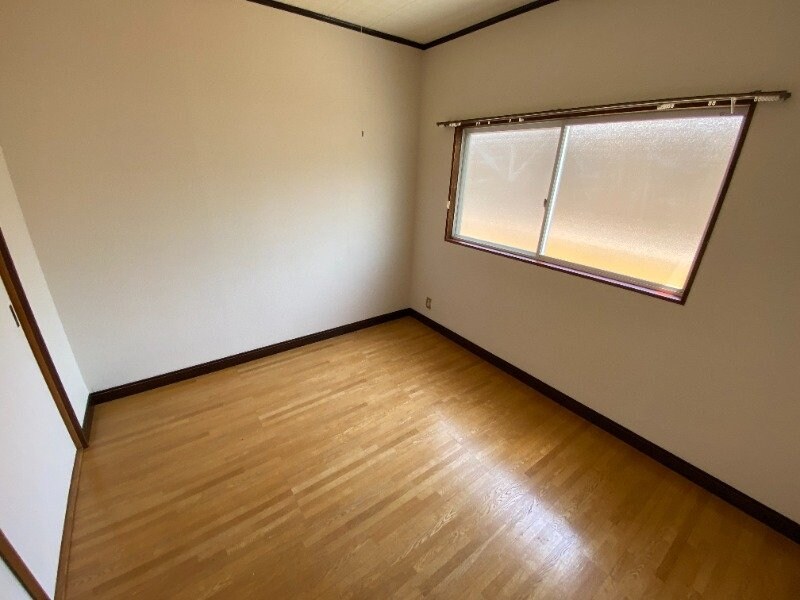 フローレスハイツの物件内観写真