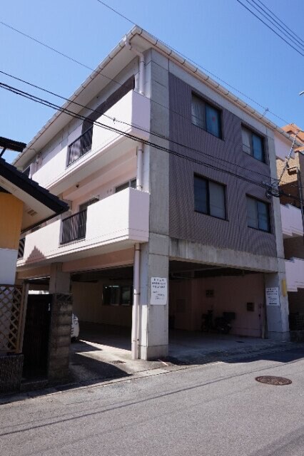 上村ビルの物件外観写真