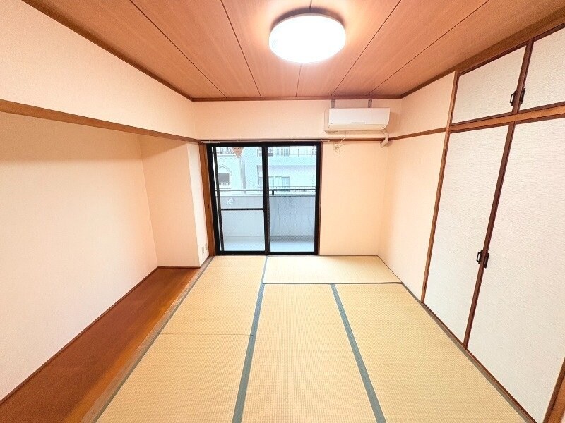 プラス・ドゥ・カネガエの物件内観写真