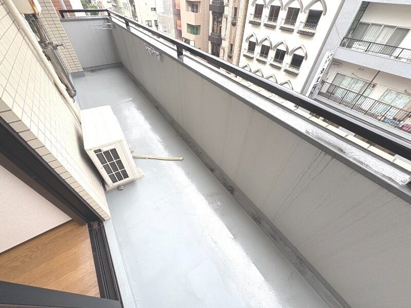 プラス・ドゥ・カネガエの物件内観写真