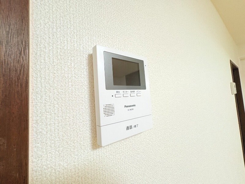 プラス・ドゥ・カネガエの物件内観写真