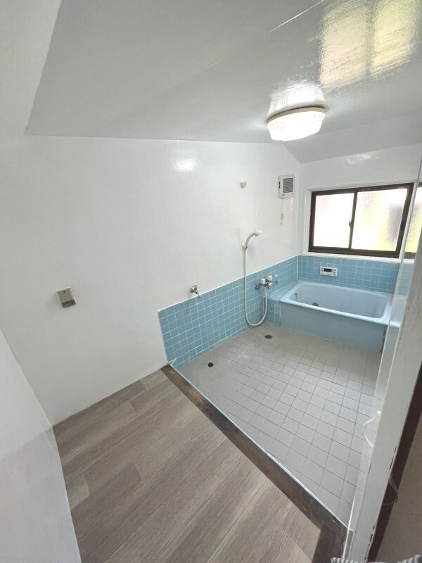 石橋駅 バス21分  ココウォーク茂里町行・深堀二丁目下車：停歩10分 1階の物件内観写真