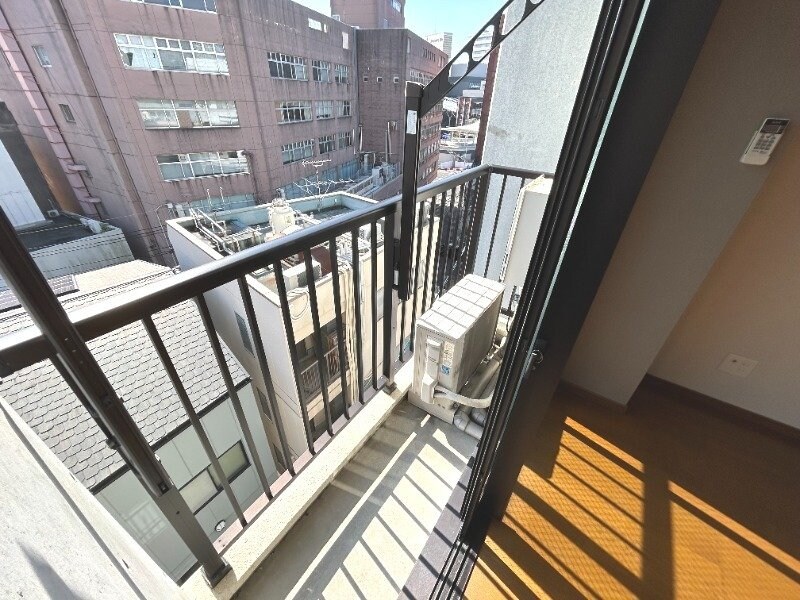 Two Livingの物件内観写真