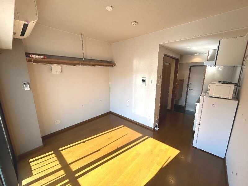 Two Livingの物件内観写真