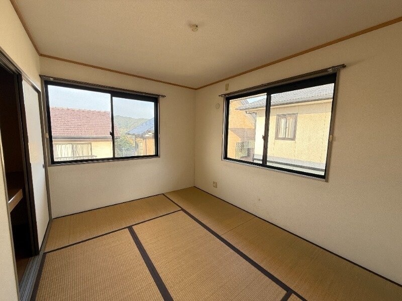 ハイカムールおびたBの物件内観写真