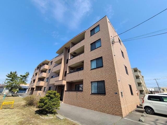 グランメールⅣの物件外観写真