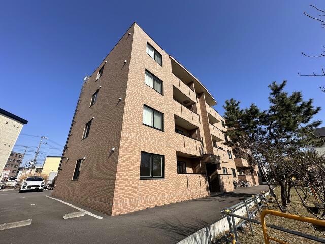 グランメールⅣの物件外観写真