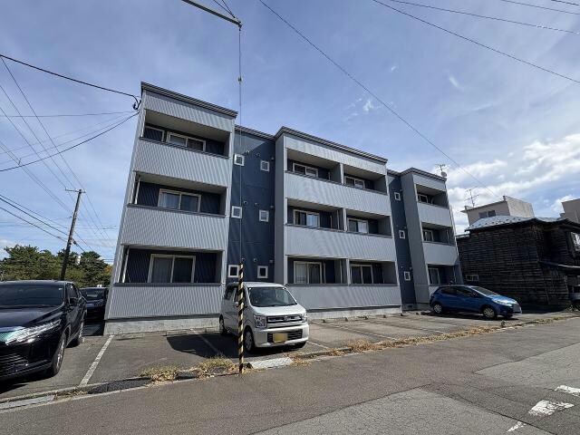 ルミエール宝来の物件外観写真