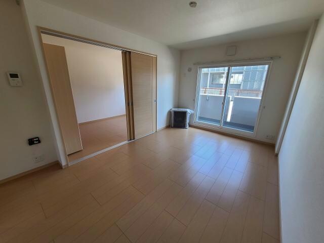 ファーストレジデンスの物件内観写真