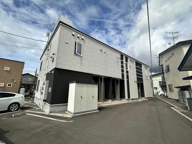 ウーノディエーチの物件外観写真