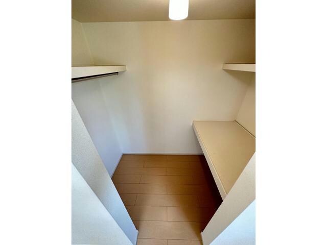 エルムプラシード9号館の物件内観写真