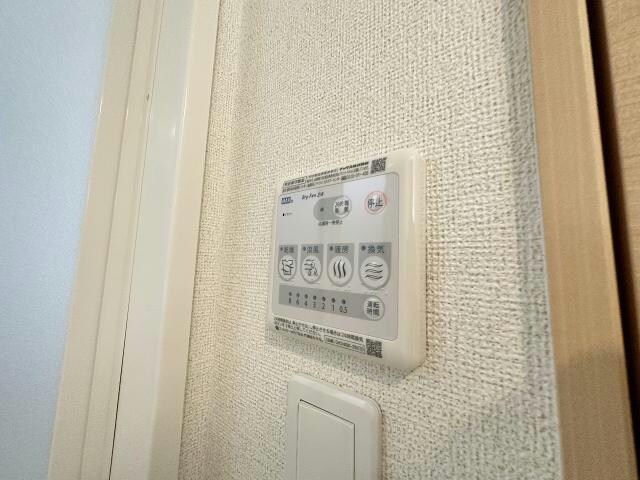 グロリアスカーサ本町の物件内観写真