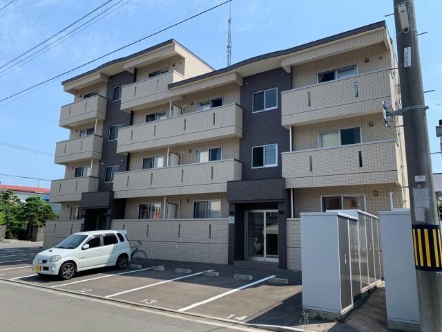 メルソン・リールの物件外観写真