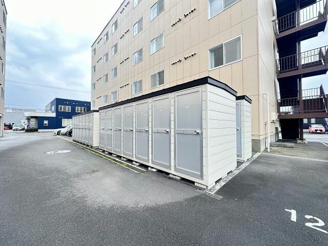 ピュアパレス的場Ⅲの物件外観写真