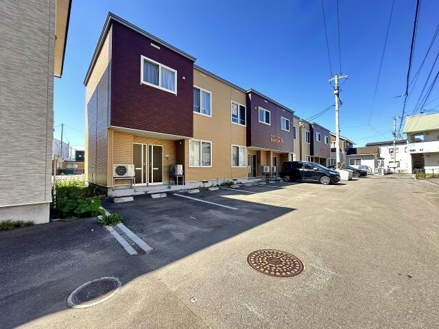 ウッディハウスKAMEDA　Aの物件外観写真