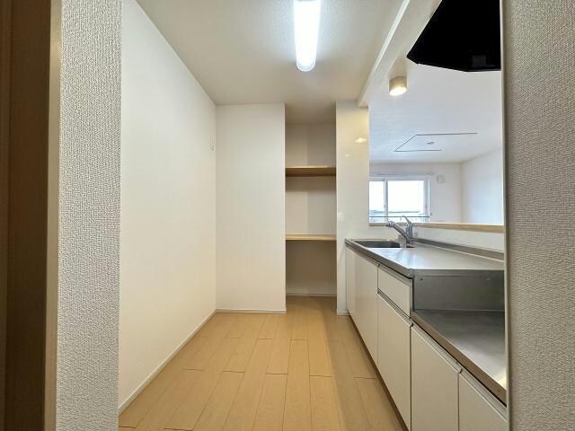 グリーンレイクの物件内観写真