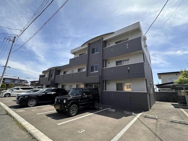 メション五稜郭公園の物件外観写真