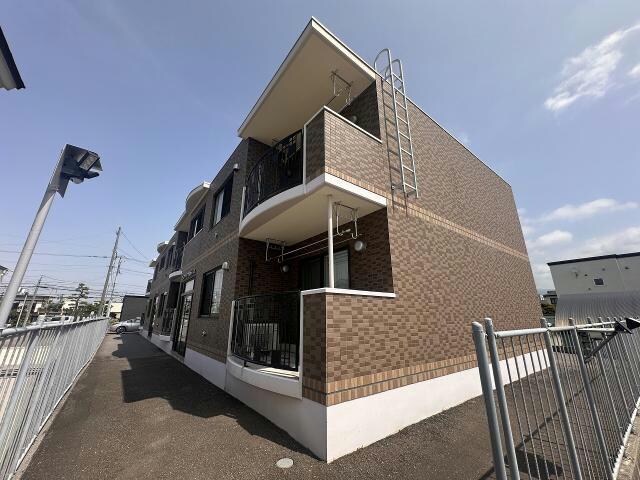 ピュアライフMat’sの物件外観写真