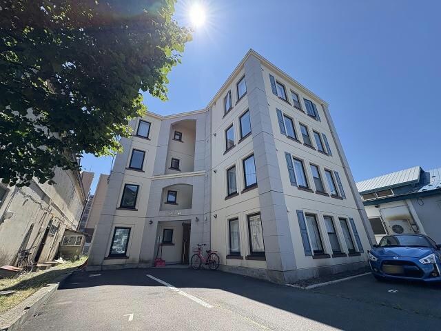 アリエーテ旭町の物件外観写真