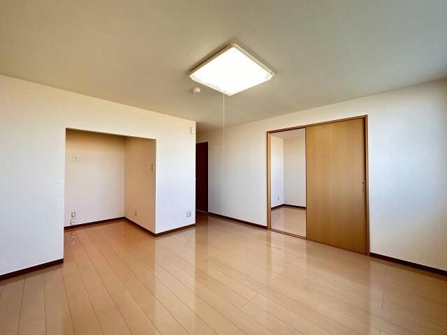 ピュアパレス川原の物件内観写真