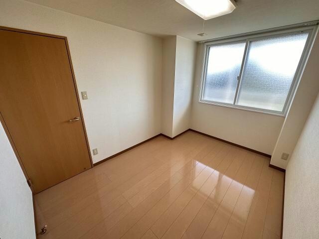 ピュアパレス川原の物件内観写真