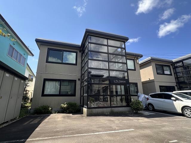 Life Space S-05の物件外観写真