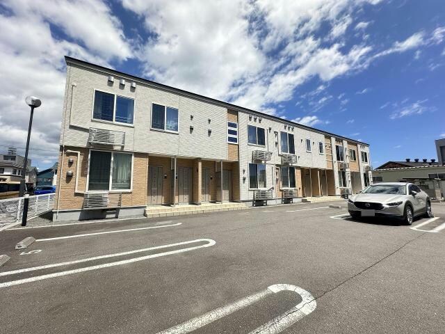 リシェルⅤの物件外観写真