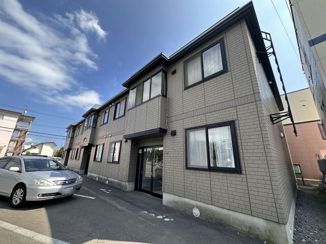 メゾン・ド・エミネンスの物件外観写真