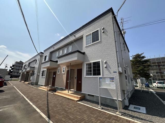 キャトルセゾンDの物件外観写真