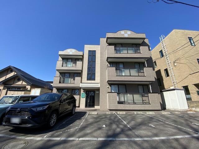 リベア的場の物件外観写真