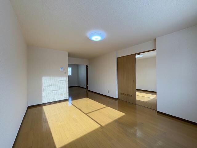 ピュアライフ中野通の物件内観写真