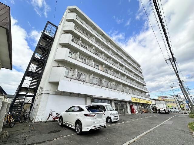 アーバン竹内の物件外観写真