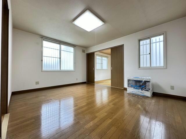 本通1丁目13番 一棟二戸の物件内観写真