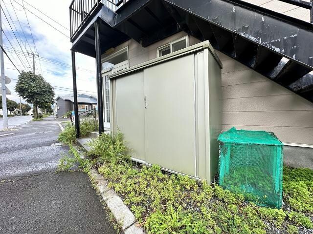 本通1丁目13番 一棟二戸の物件外観写真