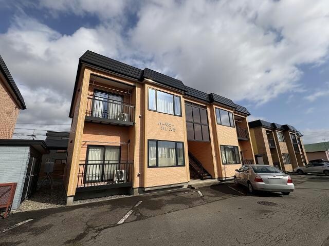 ハーモニーパレスⅡの物件外観写真