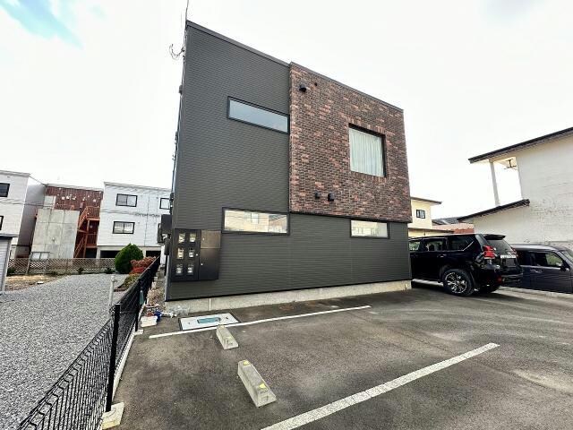 中道テラスの物件外観写真