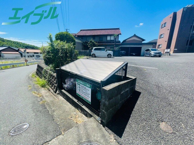 蓮花寺駅 徒歩8分 1階の物件外観写真