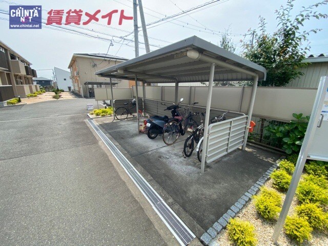 伊勢川島駅 徒歩57分 1階の物件外観写真