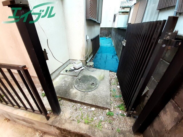 御薗高向戸建の物件外観写真