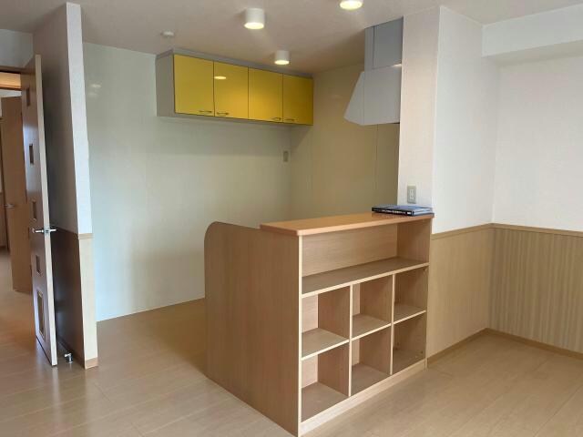 レクサス　Bの物件内観写真