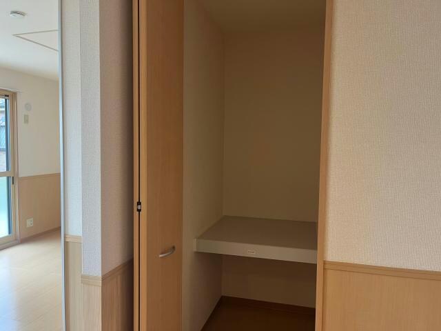 レクサス　Bの物件内観写真