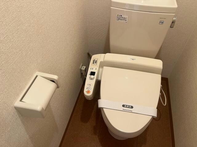 レクサス　Bの物件内観写真