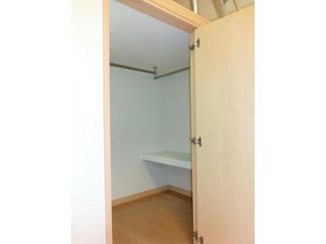 レオネクスト新郷の物件内観写真