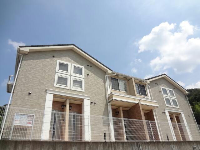 ヒルトップテラスの物件外観写真