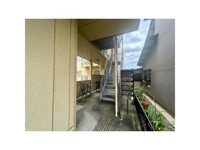 ハウス北屋敷の物件外観写真